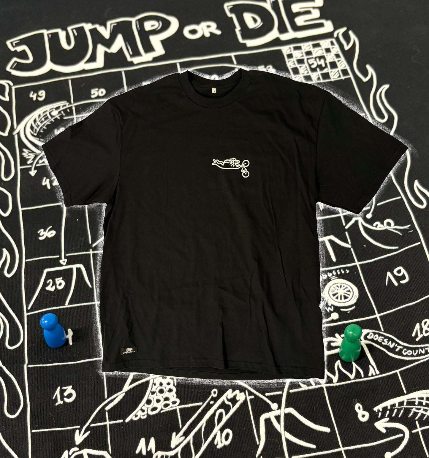 JUMP OR DIE: GAME T-SHIRT